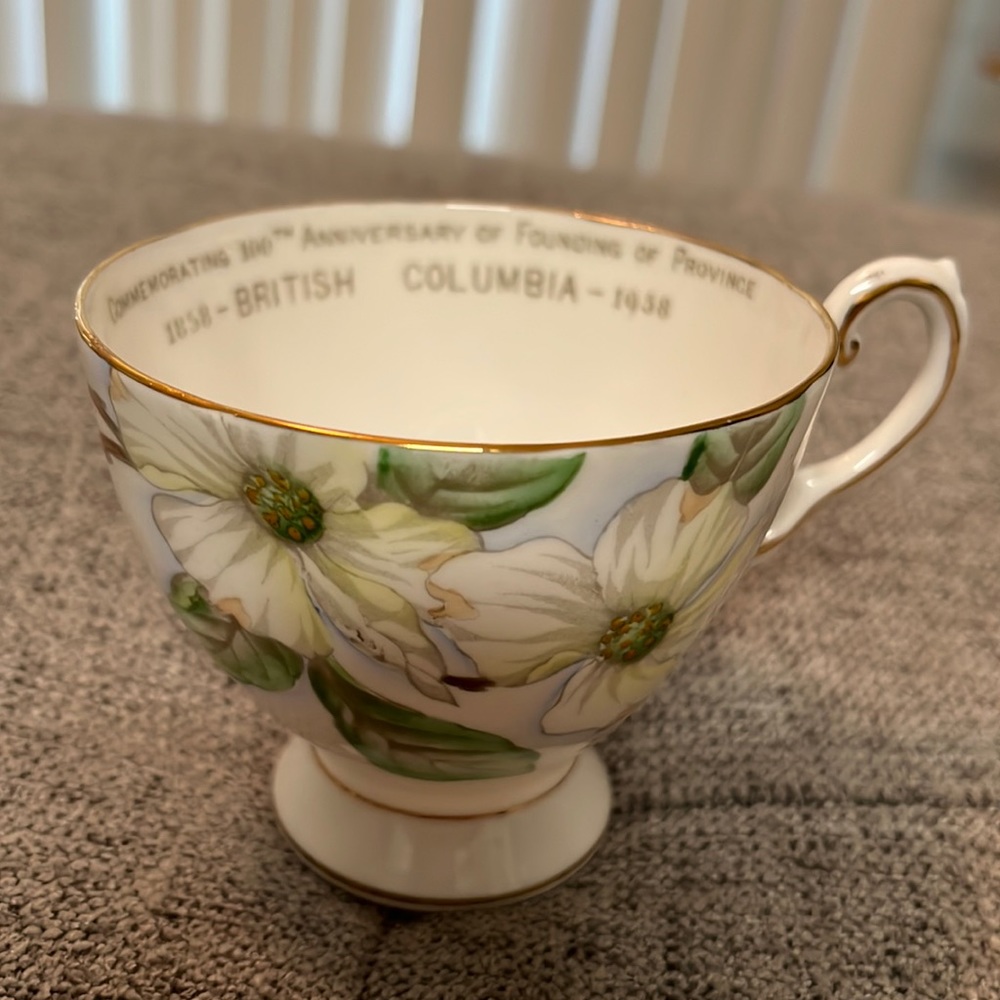 Dogwood fine bone china tea cup